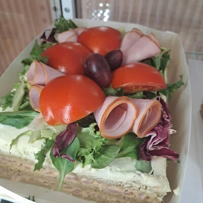 <b>voileipakakku</b>