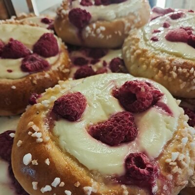 <b>Kahvikakut ja muut tuotteet</b>